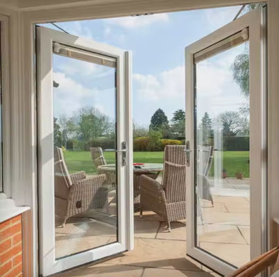 Wytrzymały projekt Windproof Metal swing door for Hotel Corridors Powder Coated Surface Finishing and Insect Screen Included