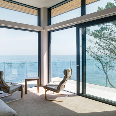 Zmniejszenie hałasu Aluminiowe drzwi przesuwne Izolowane szkło 3 metry Aluminiowe drzwi przesuwne