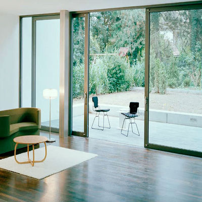 Ciężkie duże drzwi przesuwne z aluminium