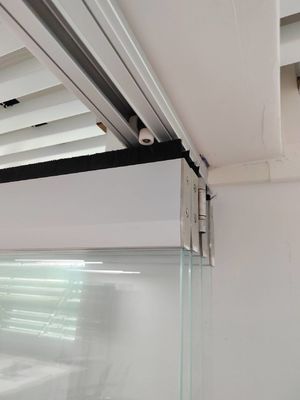 Fluorowęglowodorowe, aluminiowe, przesuwne, składane drzwi z rozbiciem termicznym