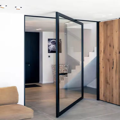 Aluminiowe stopy bezramkowe Szklane drzwi obrotowe odporne na korozję Łatwe czyszczenie