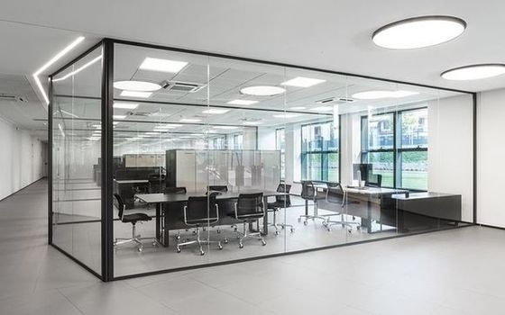 Modern Design Szklane Przegrody Ścienne Dźwiękoszczelne Komercyjne Szklane Przegrody