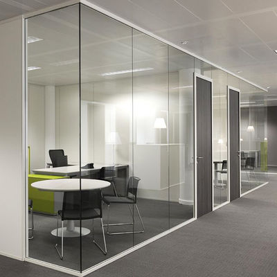 Modern Design Szklane Przegrody Ścienne Dźwiękoszczelne Komercyjne Szklane Przegrody