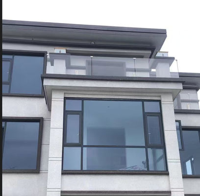 Powłoka powłoki aluminiowej U-kanałowej balustrady szklanej dla budynków