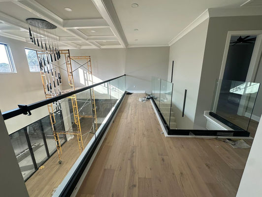 Przejrzysty balustradę bezpieczeństwa z szkła aluminiowego w kanale U
