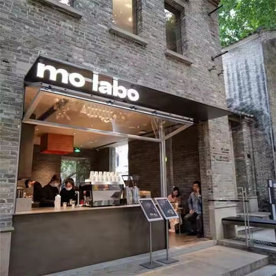 Pionowe aluminiowe okna dwukładnikowe wysokiej efektywności energetycznej z dostosowanym szkłem i ramą