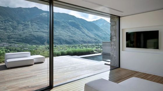 Nowoczesne, proste aluminiowe drzwi przesuwne ze stalowymi okuciami i wzmocnioną ramą