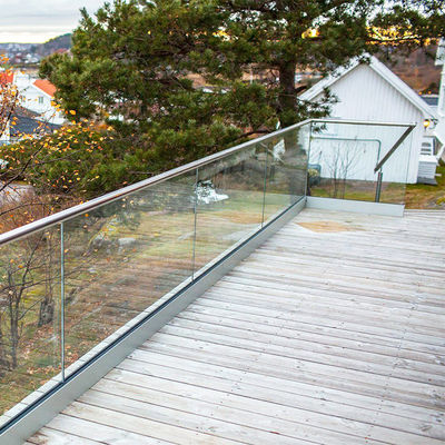 12mm grubości szkło LED U-kształtne dostępne balustrady szklane do kompozytowych pokładów bezramowych balustrad szklanych